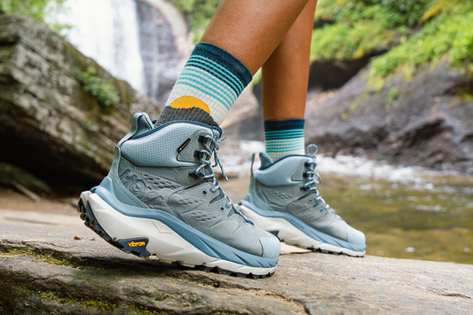 Man wearing a pair of Feetures trail socks