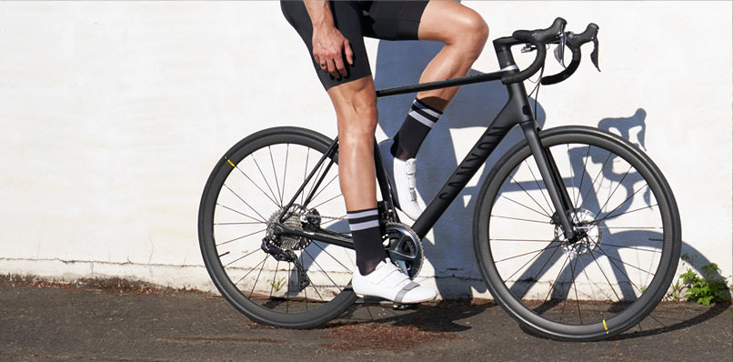 Cycling Socks - Men's | Feetures™