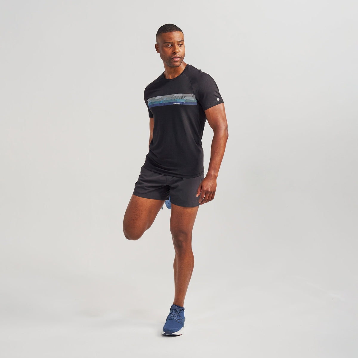 Men’s Stride Flex Performance Tee - Black Feetures Graphic