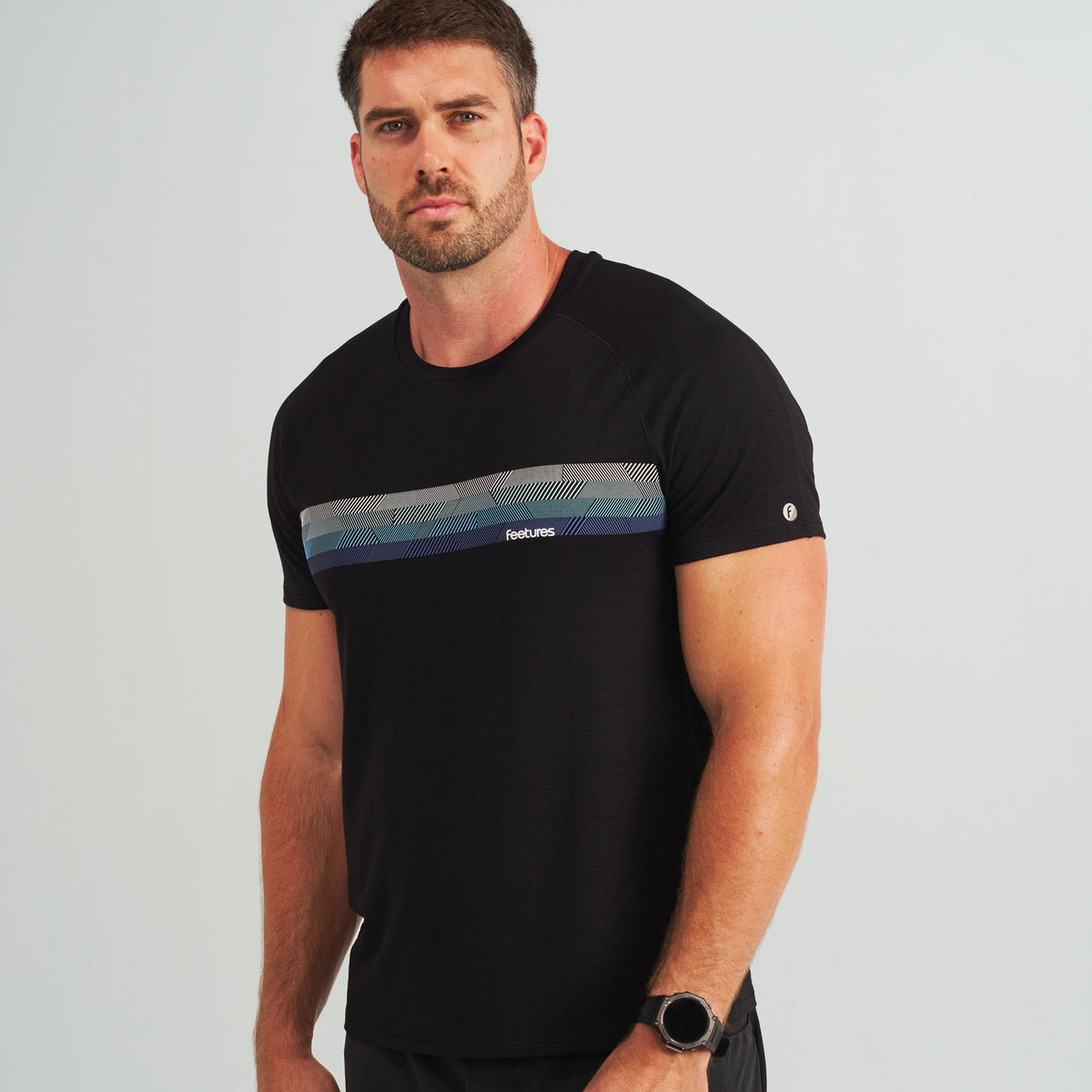 Men’s Stride Flex Performance Tee - Black Feetures Graphic