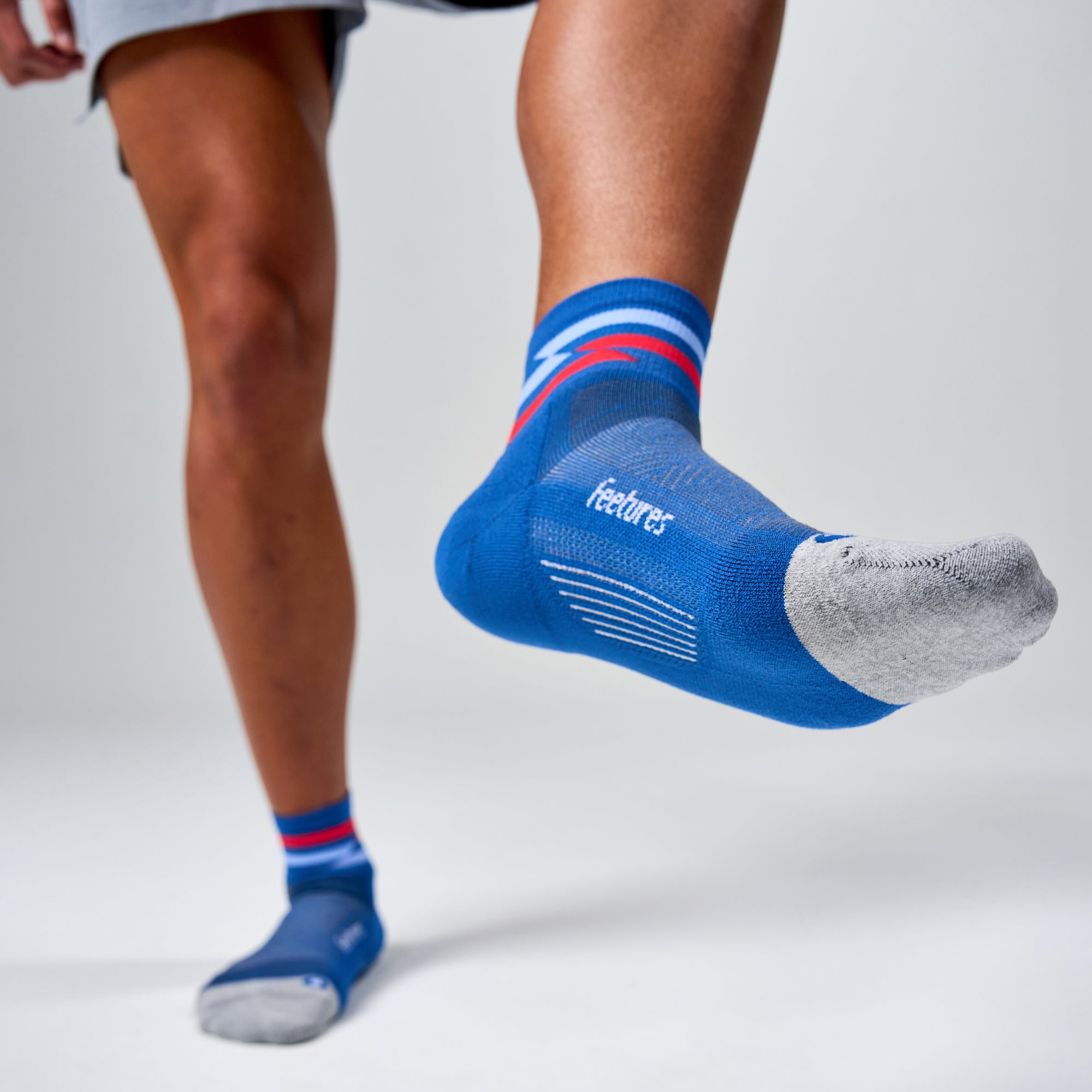 Blue White Track Mix