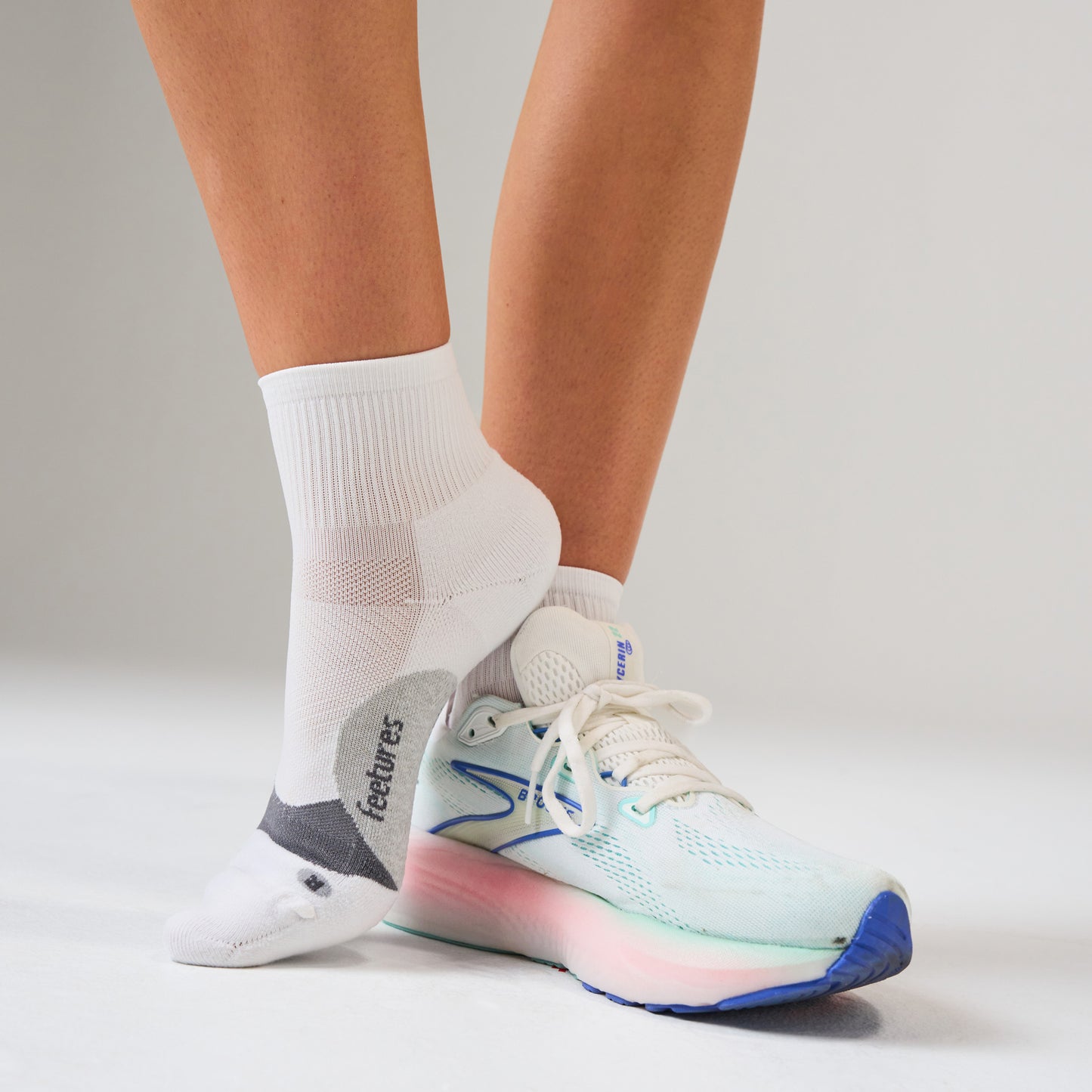 Blue White Track Mix