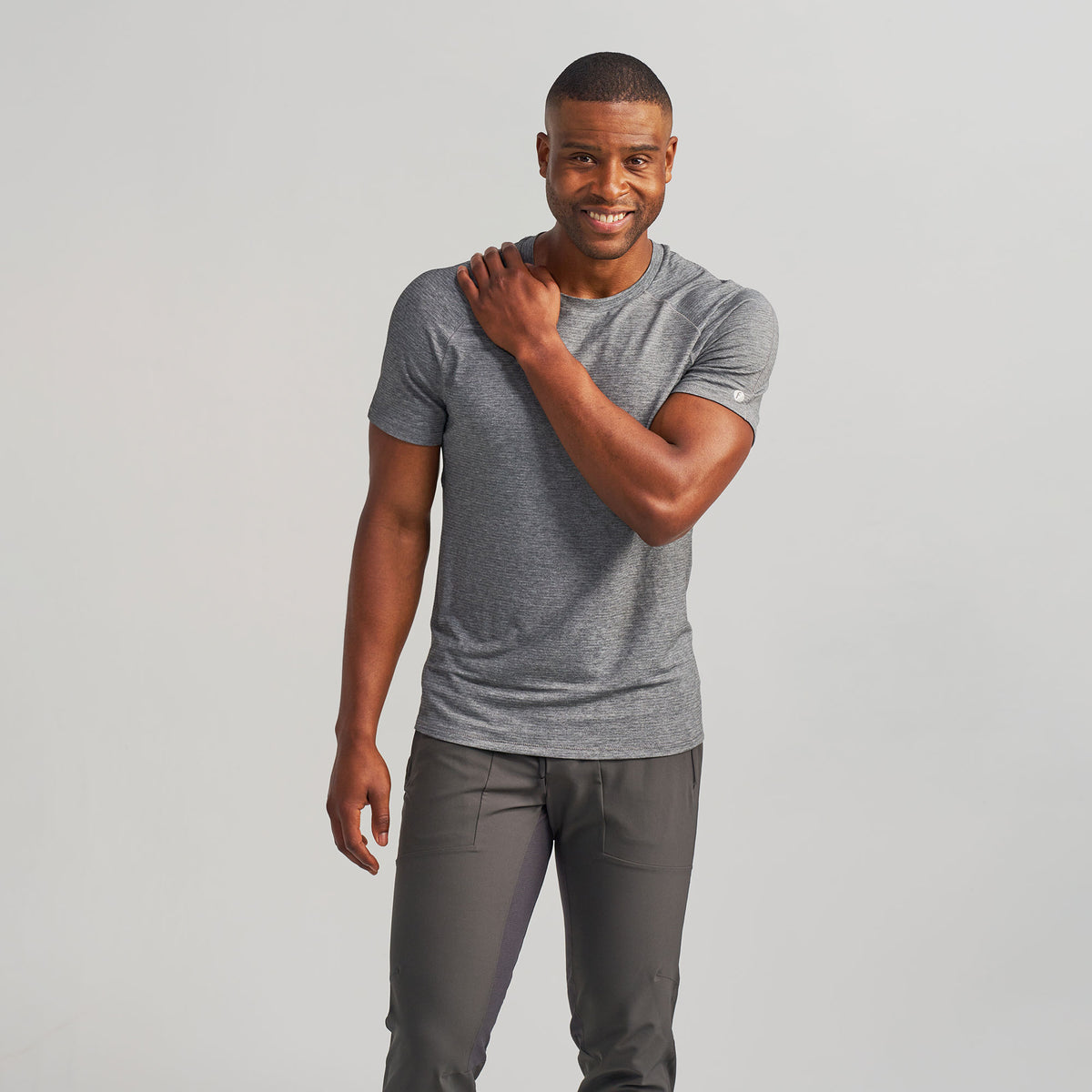 Men’s Stride Flex Performance Tee - Gray Heather | model: Jalen - Wearing Size Medium - Waist 32 Inseam 33 Chest 40