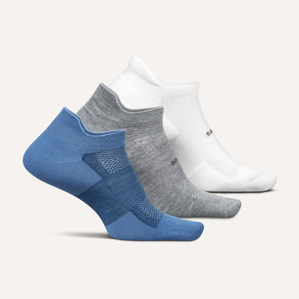 (取寄) フィーチャーズ ハイ パフォーマンス ウルトラ ライト ノー ショー タブ 3-ペア パック Feetures Feetures High Performance Ultra Light No Show Tab 3-Pair Pack White High Performance Ultra Light No Show Tab 3 Pack | Feetures