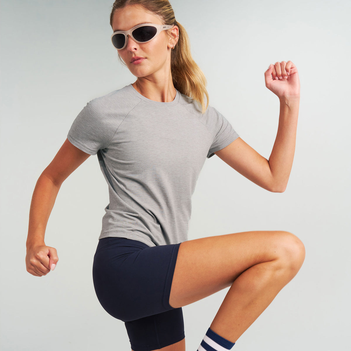 Women’s Stride Flex Performance Tee - Light Gray