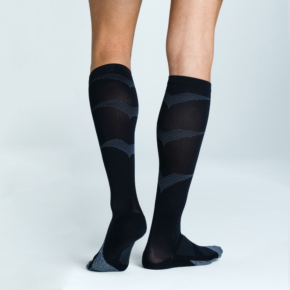 Graduated Compression Light Cushion Knee High - Black