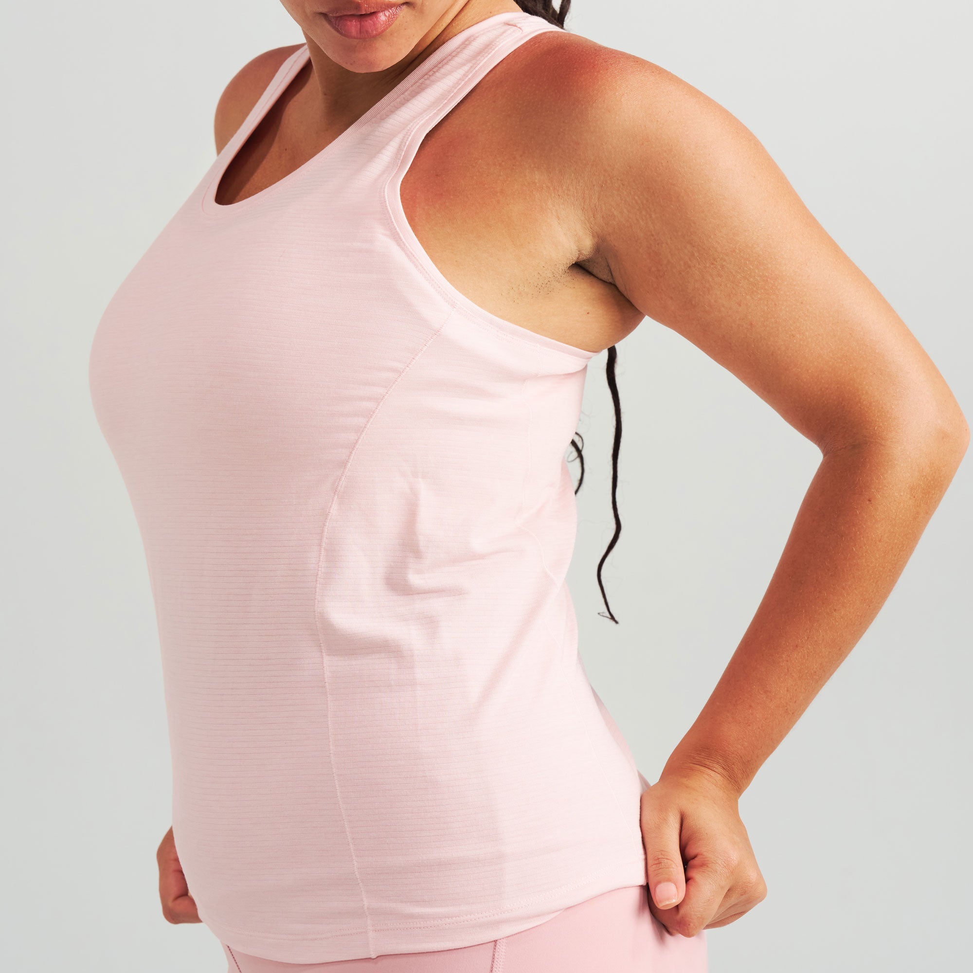 Blizzard Bloom Mix | model: Salome is wearing a size Large - Bust 36" Waist 31" Hip 44"